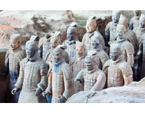 西安兵马俑+华清池+西安城墙+华山+大明宫5日跟团游(5钻) 【5钻】贵族的享受 入住豪华型酒店，旅游车座位宽裕，航班酒店信息一目了然，全程不进购物店